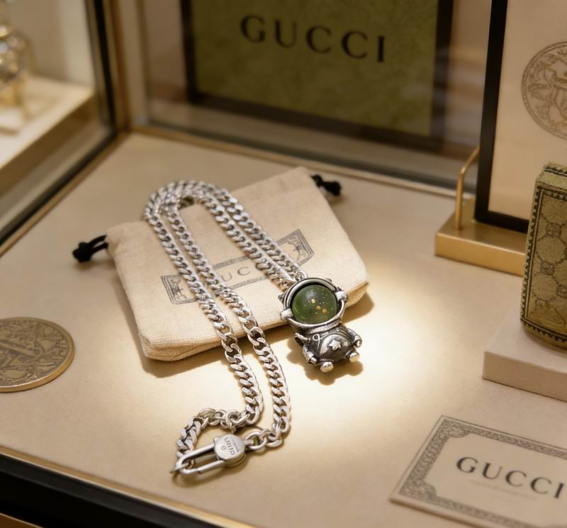 Gucci Necklace  02yxs33